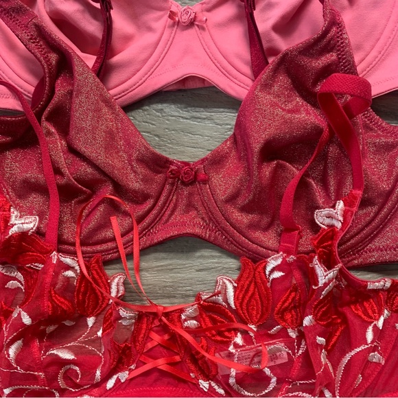 Victoria Secret 3 Vintage y2K Underwire Bras Shimmer Sheer Lace - Picture 14 of 14